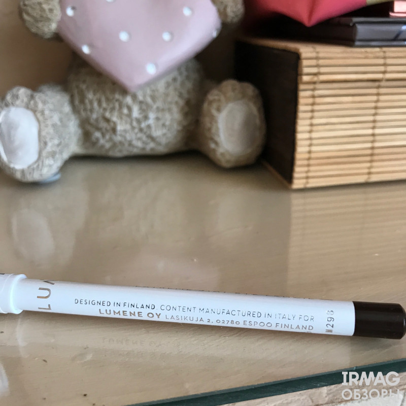 карандаш для век Nordic Chic Lumene коричневый
