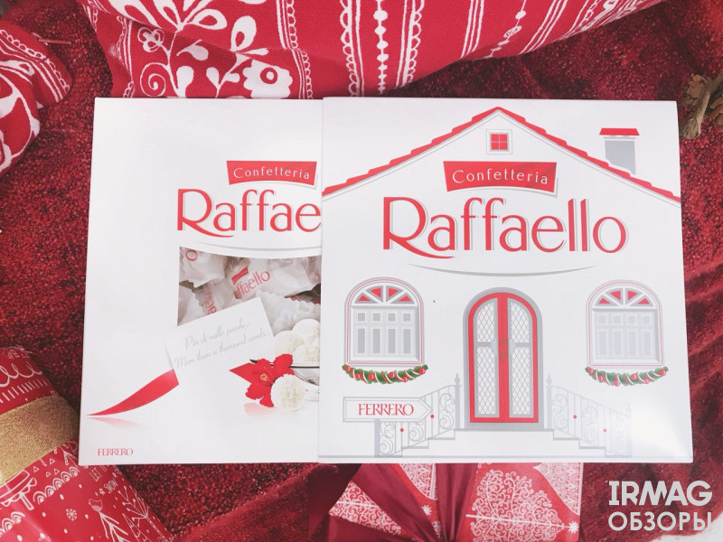 Конфеты Ferrero Raffaello Новогодние (240 г)