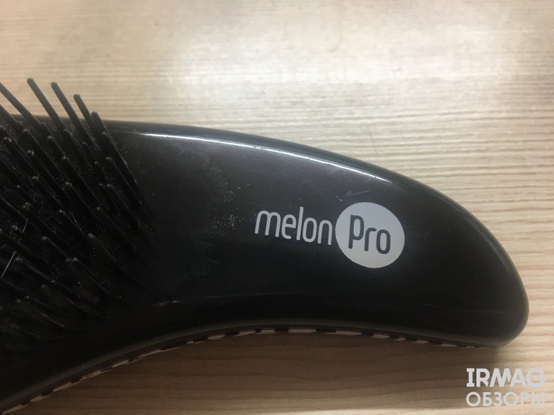 Щетка для волос и массажа Melon Pro