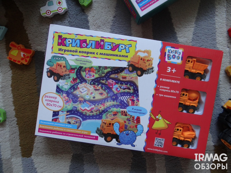 детский игровой коврик от Kribly Boo и машинки